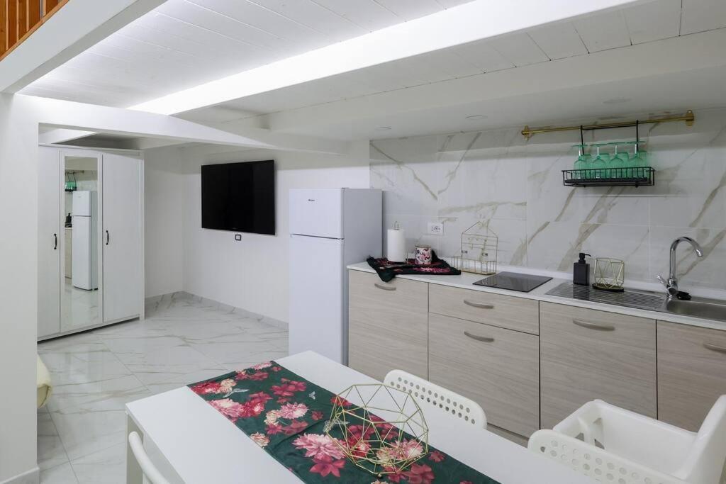 那不勒斯'A Casa D'Annare公寓 外观 照片