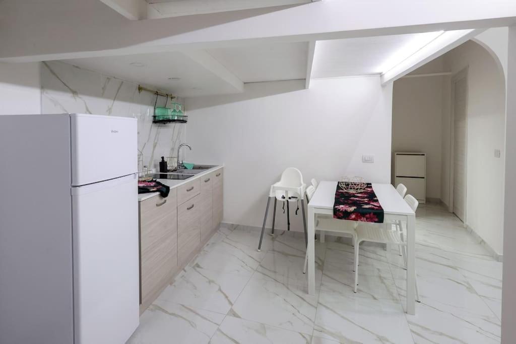 那不勒斯'A Casa D'Annare公寓 外观 照片
